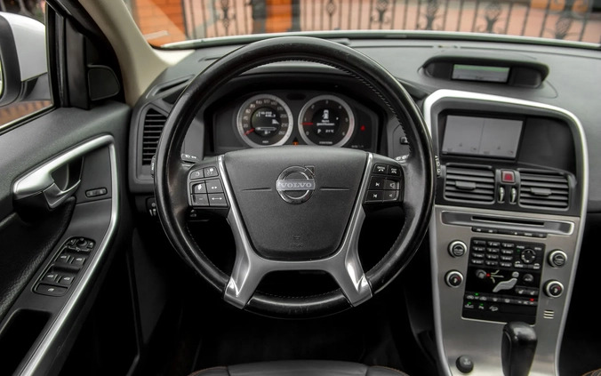 Volvo XC 60 cena 47900 przebieg: 246498, rok produkcji 2009 z Susz małe 631